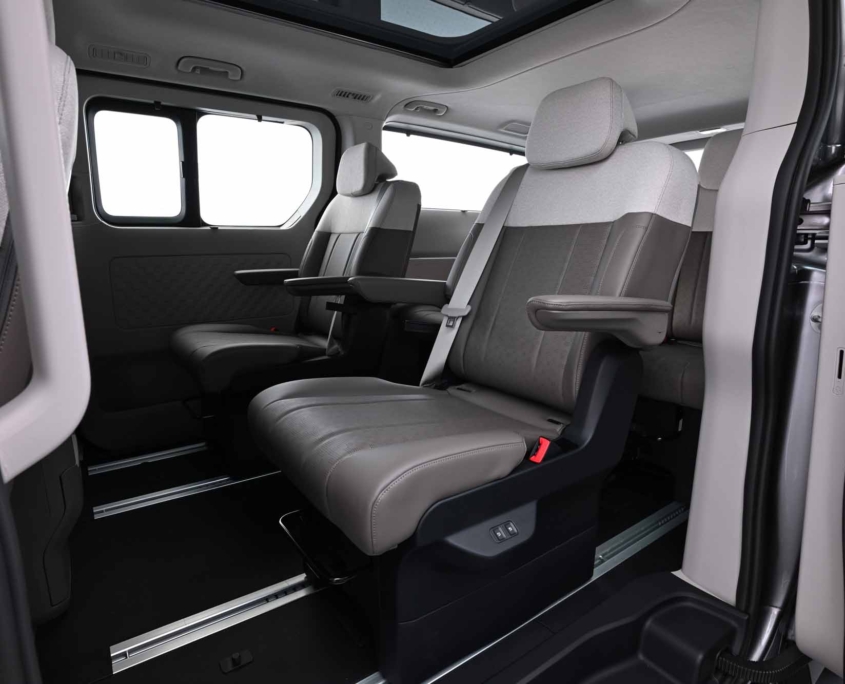Weltpremiere Kia PV7 Passenger